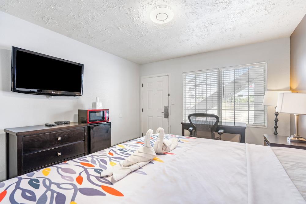 Budgetel Inn and Suite photo 4