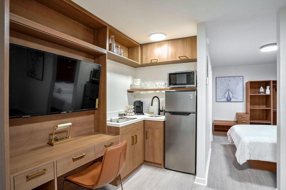 Redamo Suites photo 20