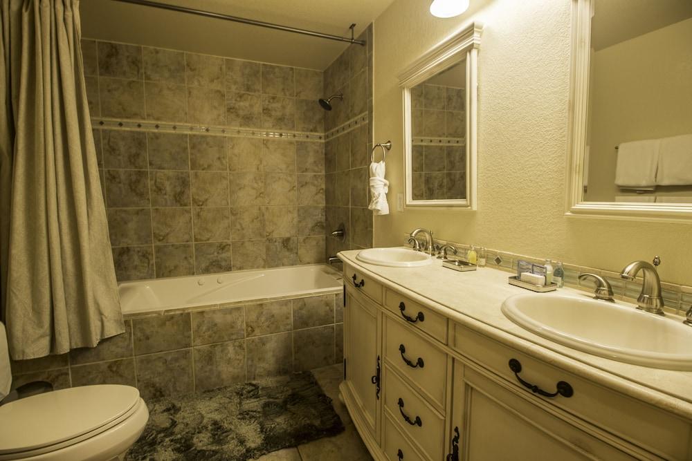 Marys Lake Lodge Mountain Resort and Condos photo 35