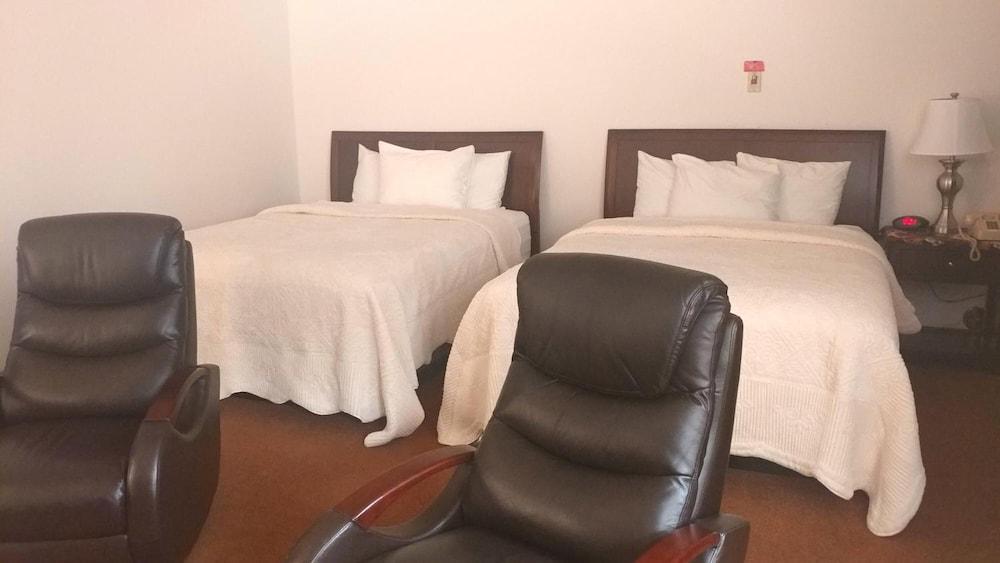 Greenwood Village Inn & Suites photo 9