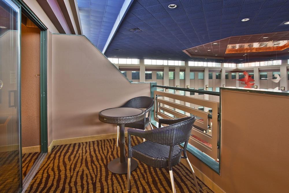 Holiday Inn Manitowoc by IHG photo 20