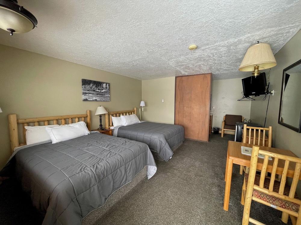 Ho Hum Motel photo 11