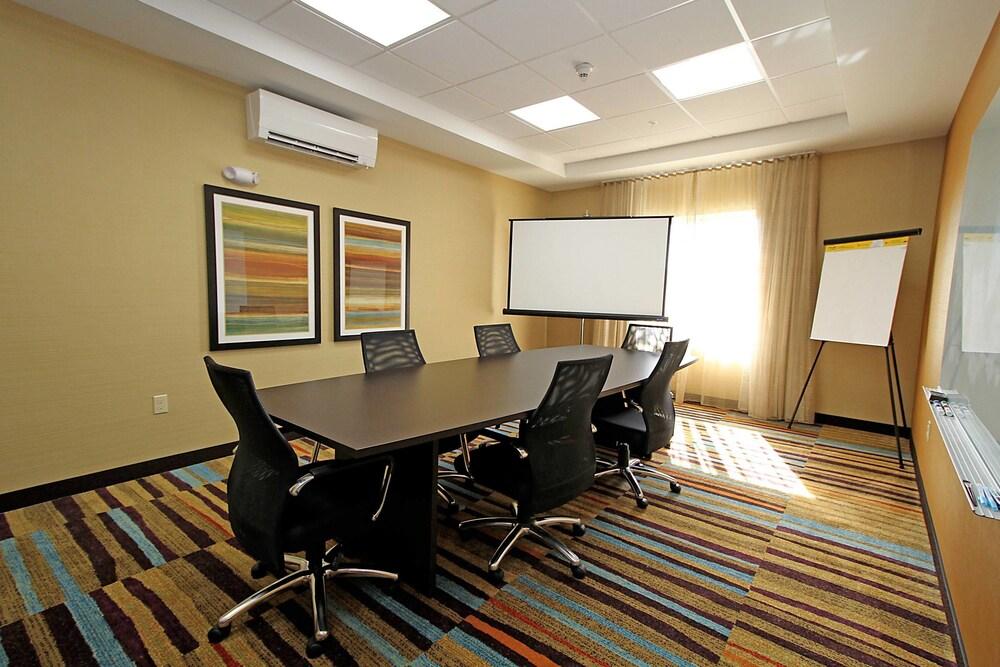 Fairfield Inn & Suites by Marriott London photo 31