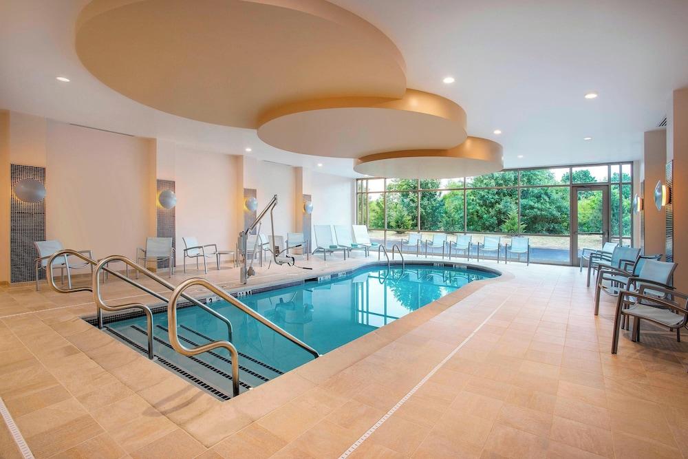 Springhill Suites Mount Laurel photo 27