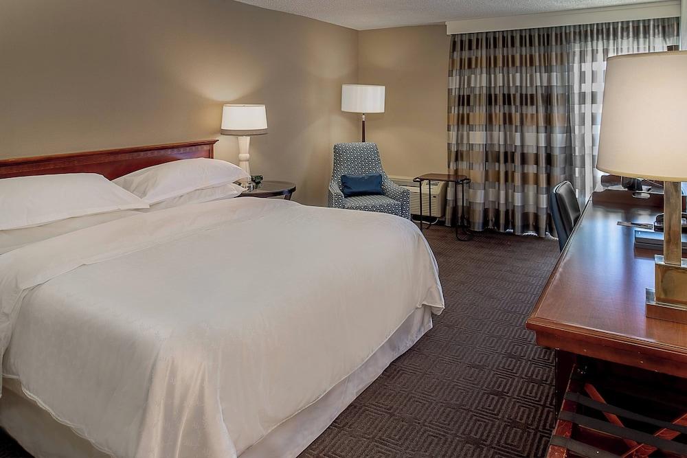 Sheraton Westport Chalet Hotel St. Louis photo 13