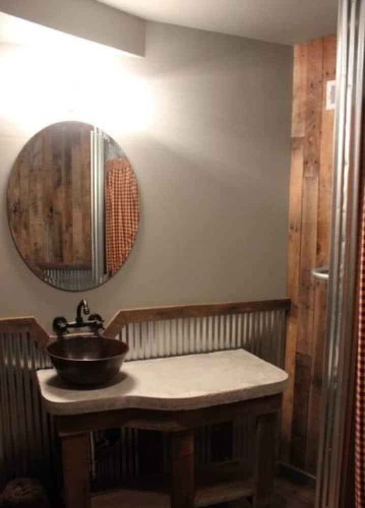 Amish Country Comfort photo 7