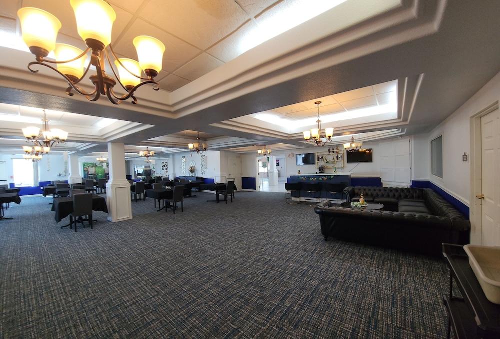 The Enchanted Suites & Residence photo 26