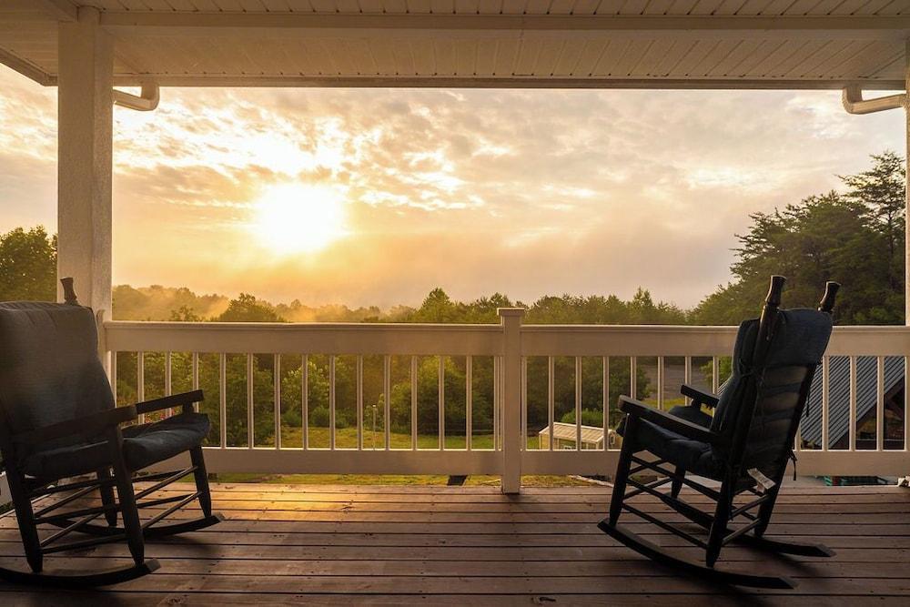 Whitepath Lodge And Resort photo 61