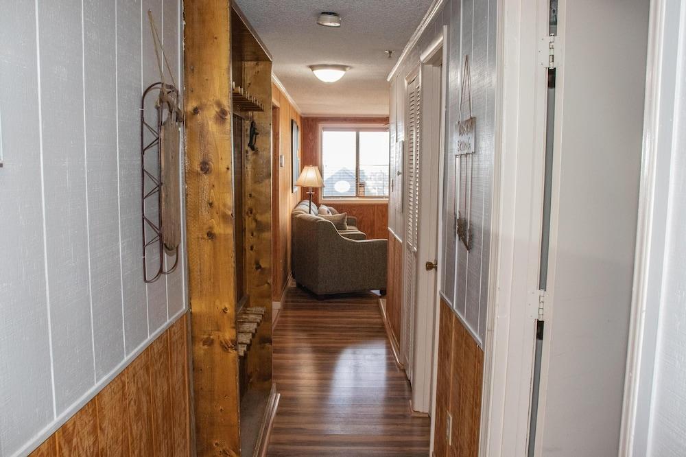 Mountaintop Condos photo 22