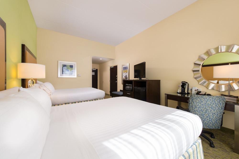 Holiday Inn Express Hotel and Suites Scranton by IHG photo 18
