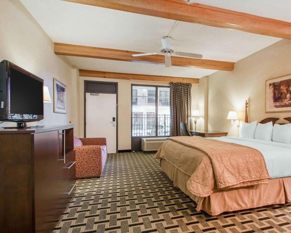 Quality Inn & Suites Ridgeland photo 19