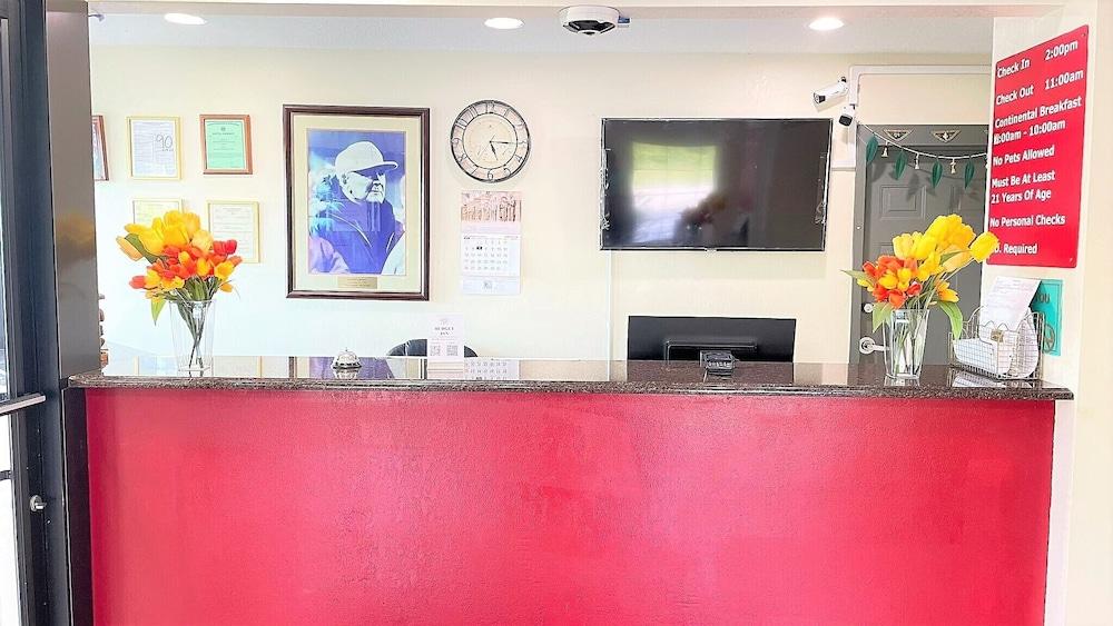 Budget Inn photo 32
