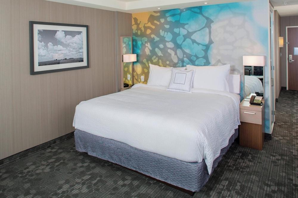 Courtyard by Marriott Dallas Midlothian-Midlothian Conf Ctr photo 9