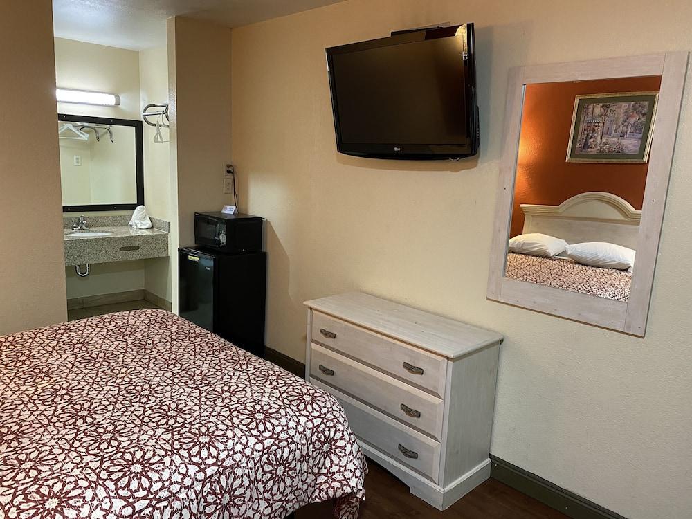 Bayview Motel photo 31