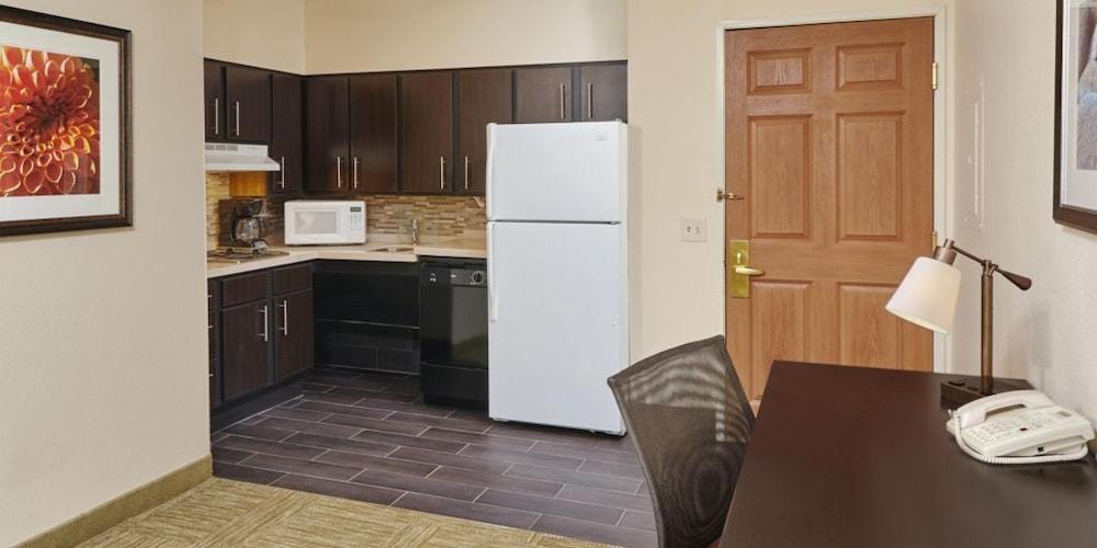 Staybridge Suites Chicago - Glenview by IHG photo 43