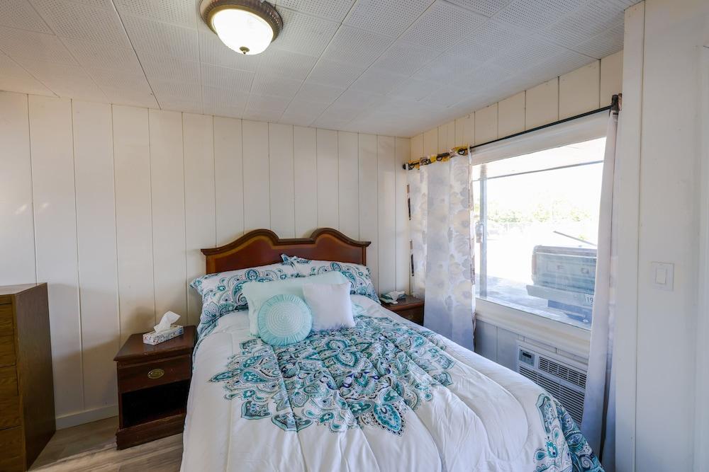 Cottage Inn photo 16