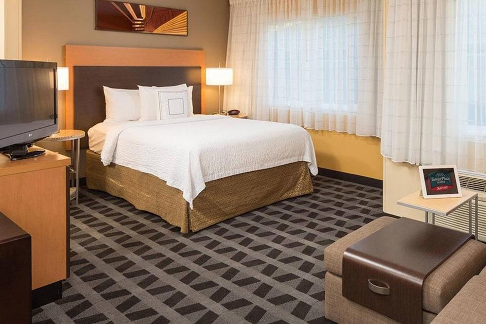 TownePlace Suites by Marriott Bend photo 7