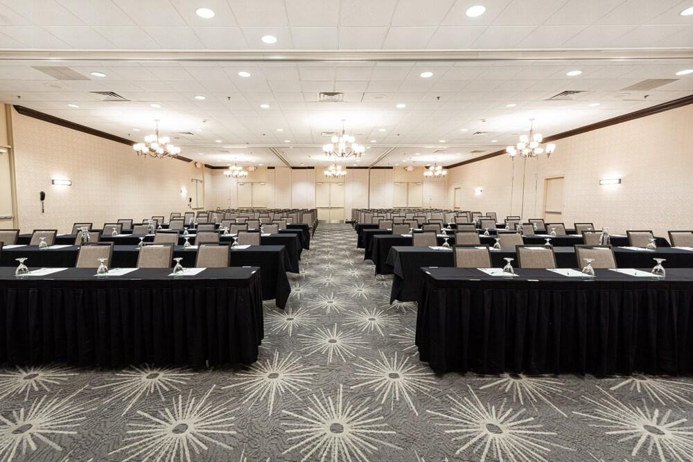 Holiday Inn St. Louis Arpt West-Earth City by IHG photo 57