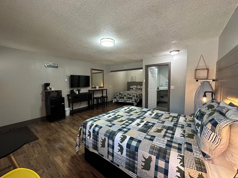Lake Ridge Hotel photo 14
