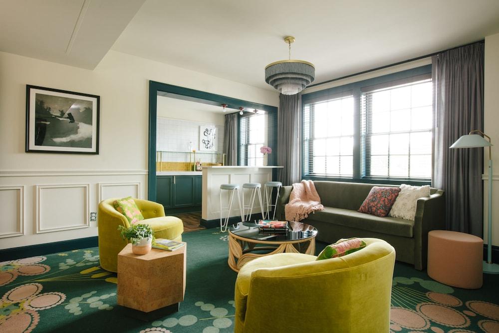 Hotel Clermont photo 9