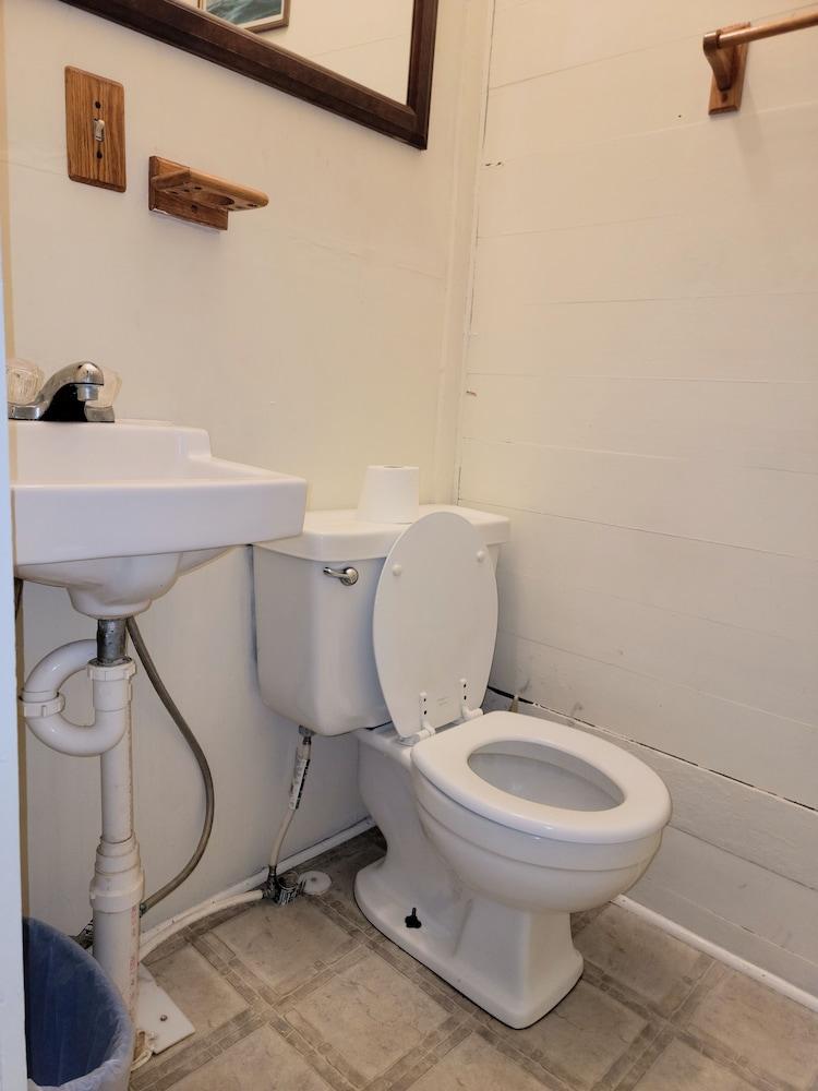 Beaufort Harbour Suites photo 45