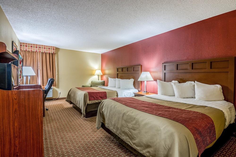 Red Roof Inn & Suites Little Rock photo 10