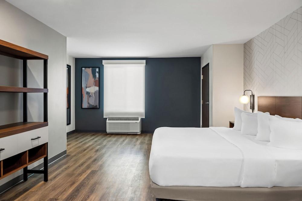 Everhome Suites Rochester Greece photo 21