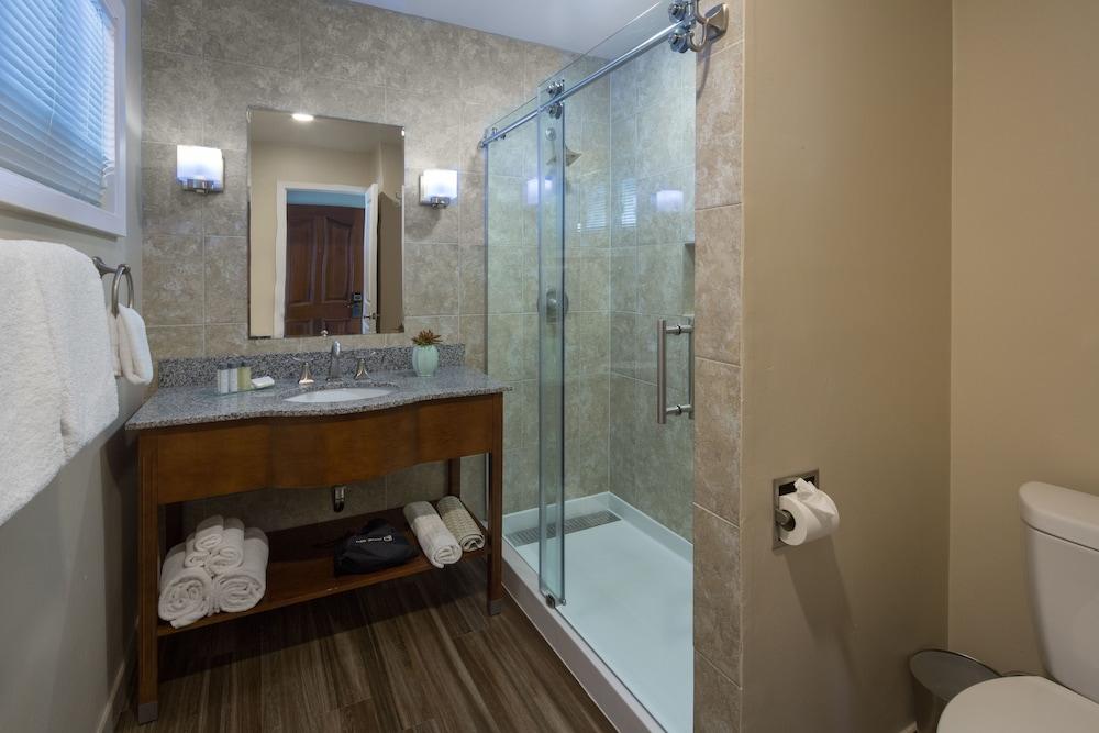 Normandy Inn photo 11