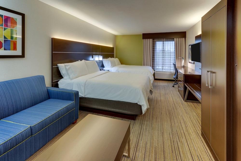 Holiday Inn Express & Suites Troy by IHG photo 10