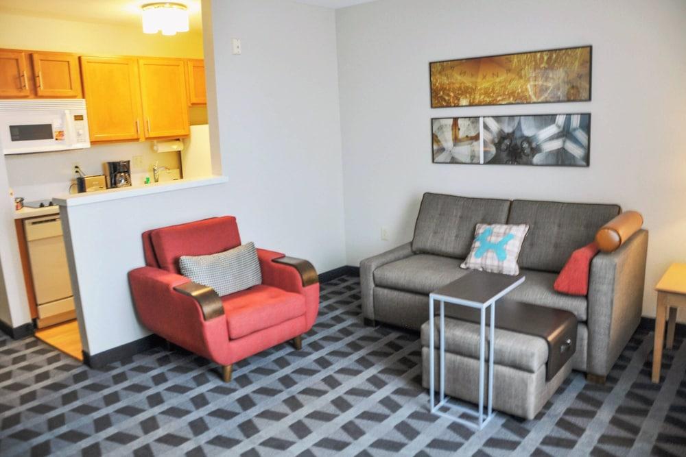 Towneplace Suites Abq Airport photo 12
