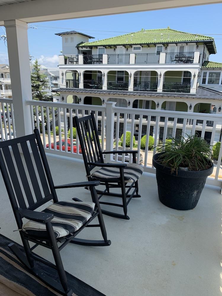 Ocean Manor Inn photo 12