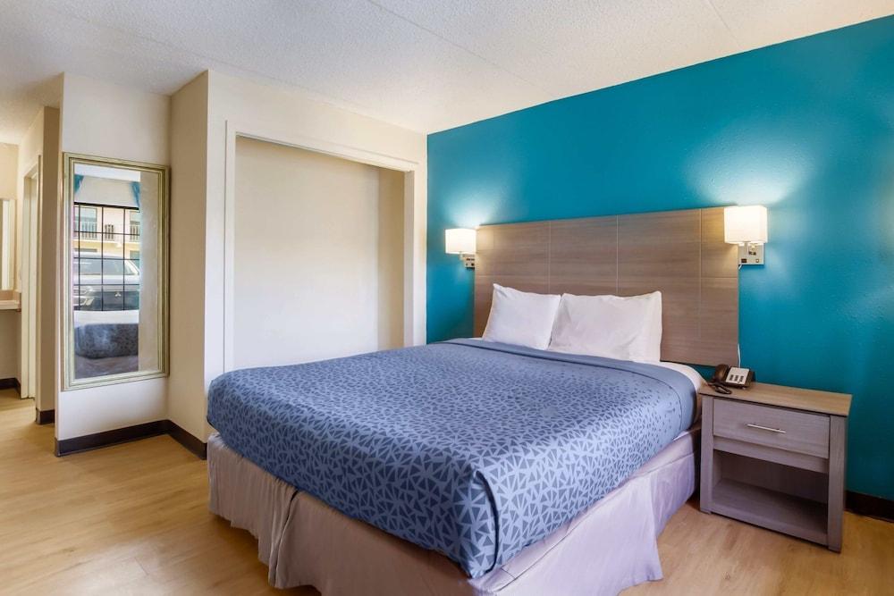 1 Life Studio and Suites photo 17