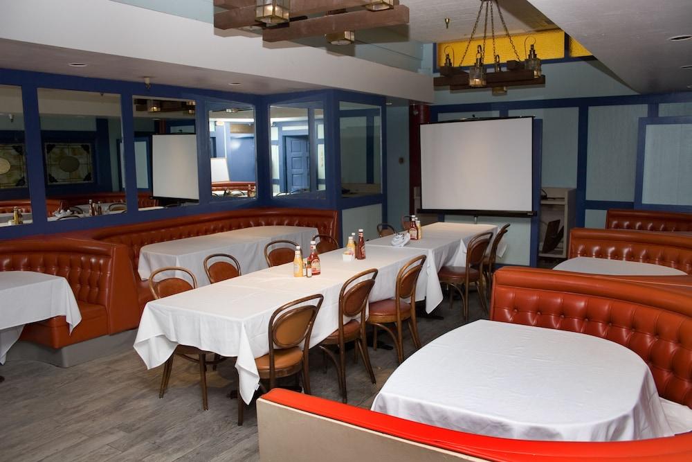 Keefer's Inn photo 31