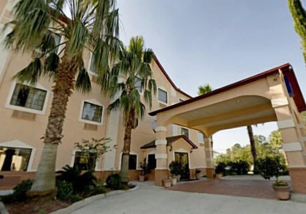 Americas Best Value Inn Houston at FM 1960 & I-45 photo 19
