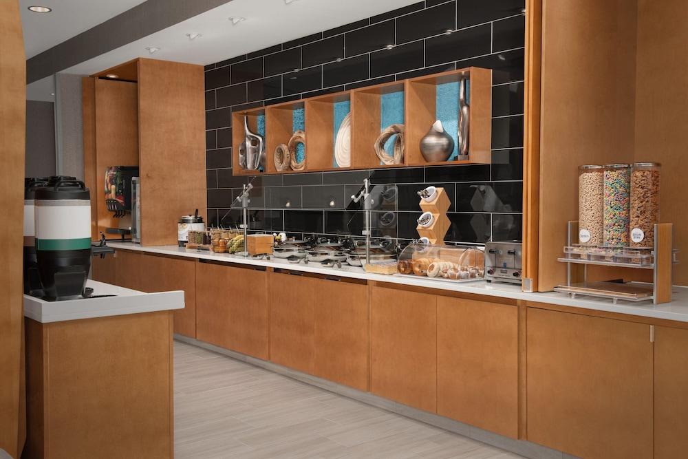 Springhill Suites By Marriott Fayetteville I 95 photo 33