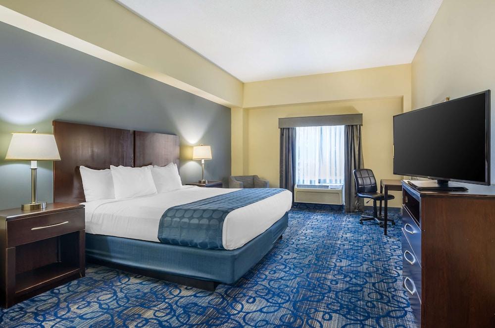 Best Western Plus Waynesboro Inn & Suites Conference Center photo 29