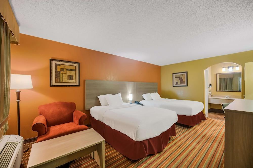 SureStay Hotel by Best Western Mt Pleasant photo 5