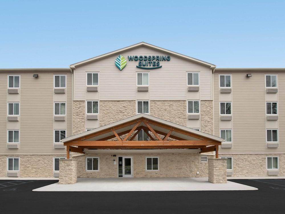 WoodSpring Suites Palm Springs – West Palm Beach — hotel in Lake Worth