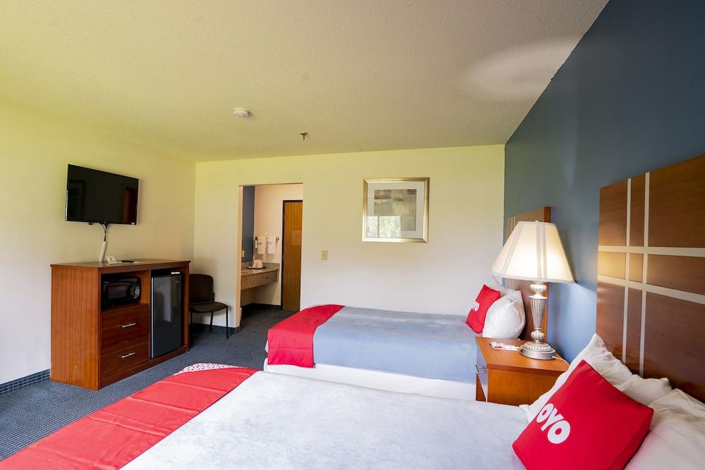 OYO Hotel Redwood Falls near Jackpot Casino photo 35