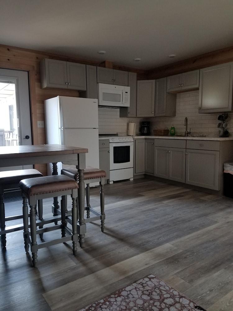 406 Lodge photo 11