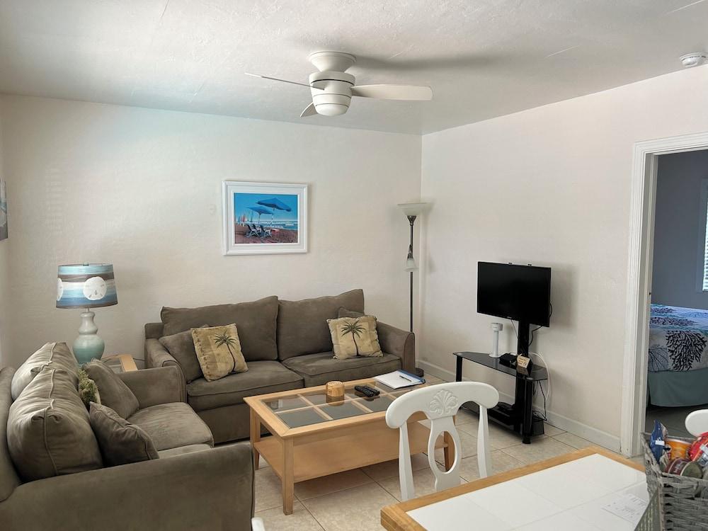 Bahama Beach Club Pompano photo 71