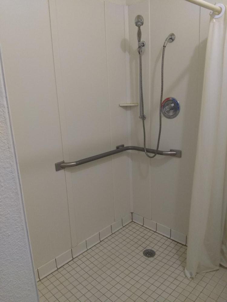 Sioux City Inn photo 22