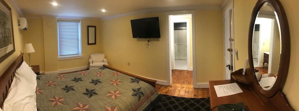 Stottsville Inn photo 62