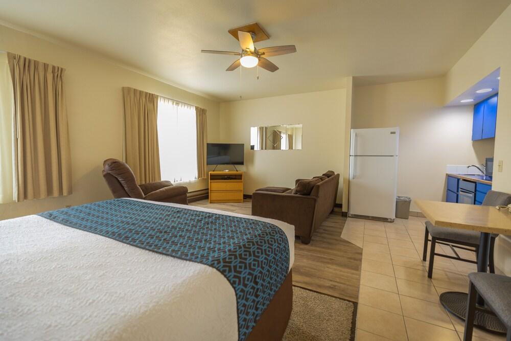 Helgeson Place Hotel & Suites photo 14