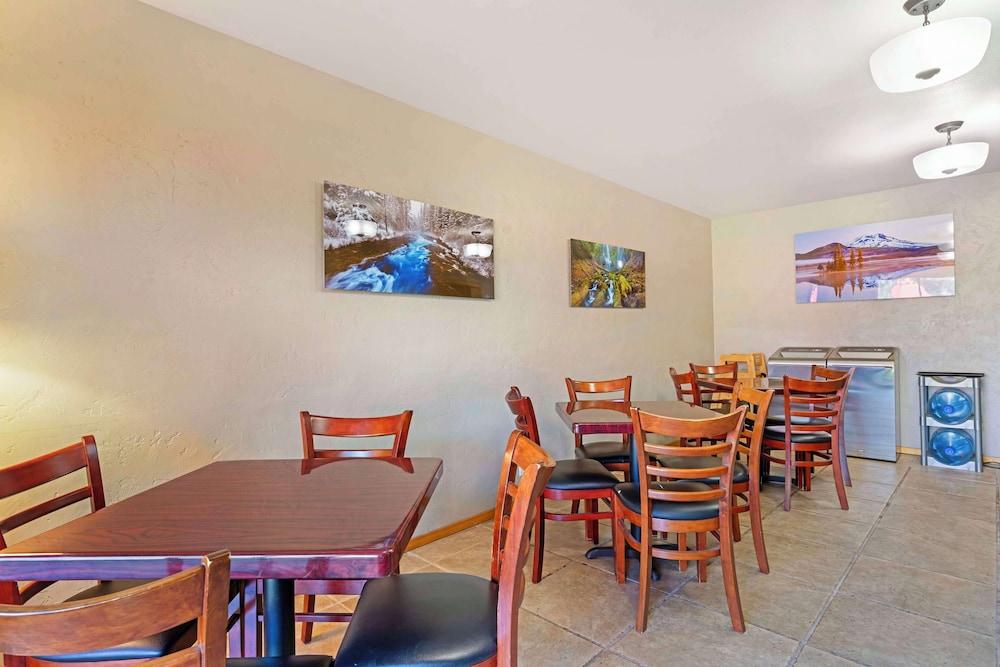 Best Western Ponderosa Lodge photo 56