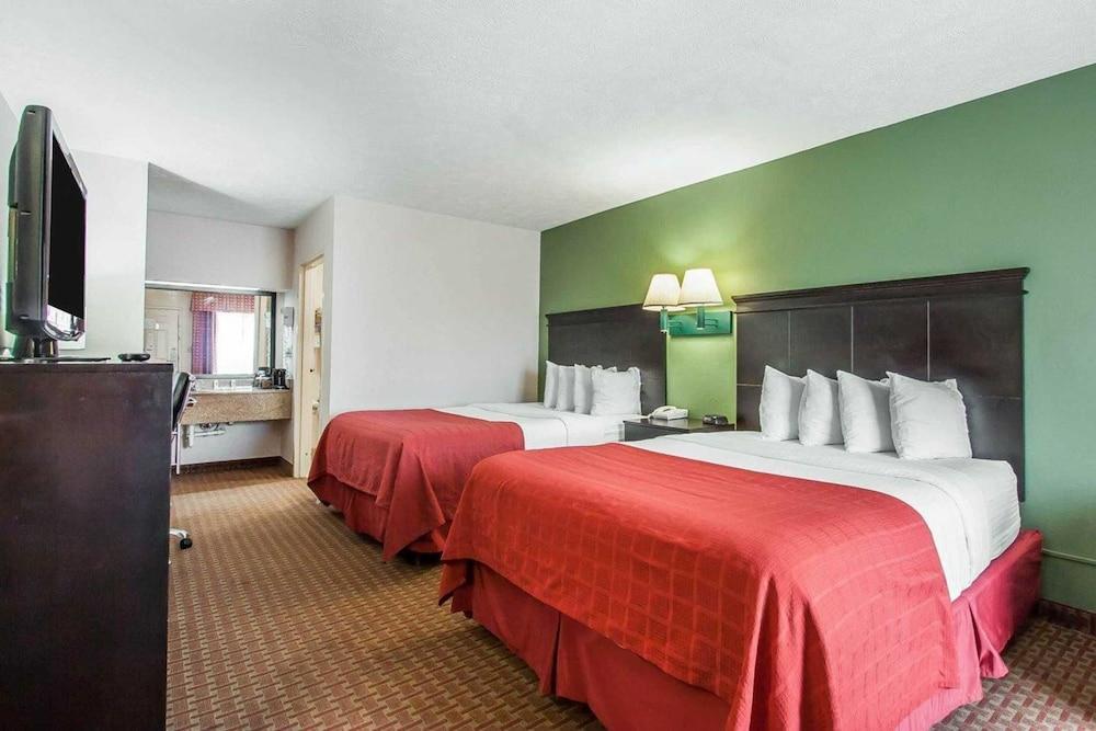 Quality Inn Savannah South photo 31