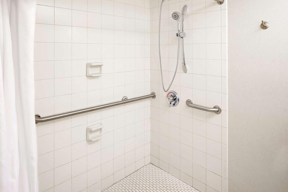 Homewood Suites by Hilton Raleigh/Cary photo 26