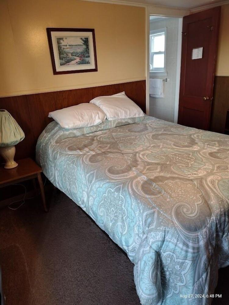 Jeannies Dream Motel photo 4