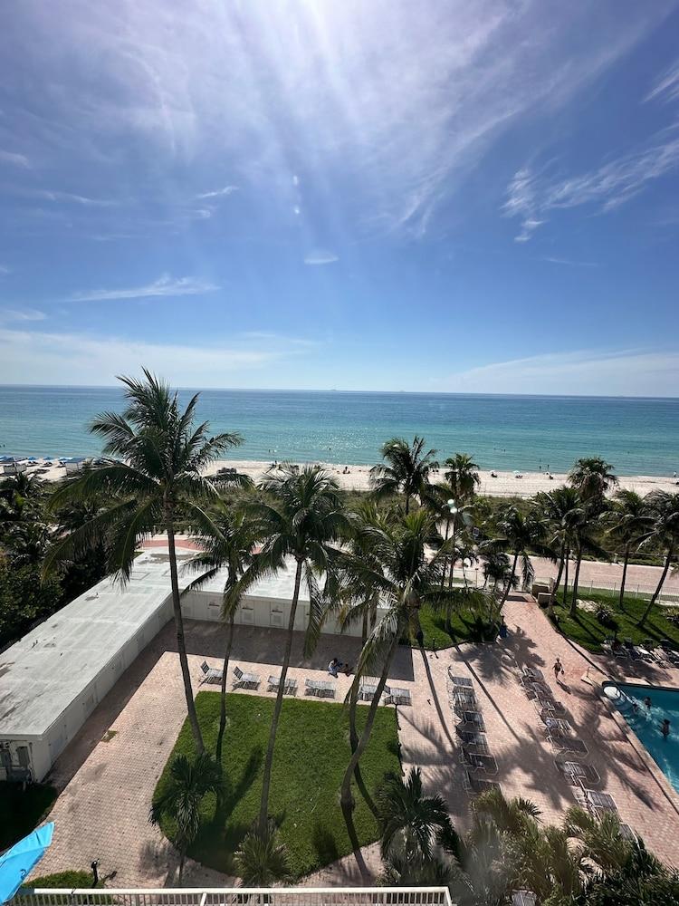 Casablanca Miami Beach photo 90
