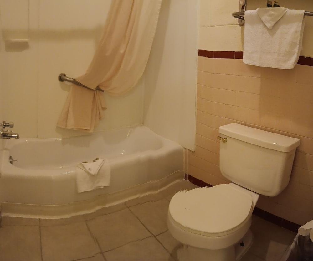 Travel Inn La Junta photo 15